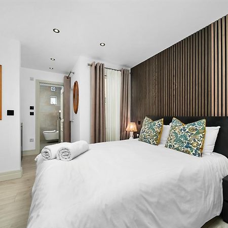 Nine Elms Modern Studio Apartments London Bagian luar foto