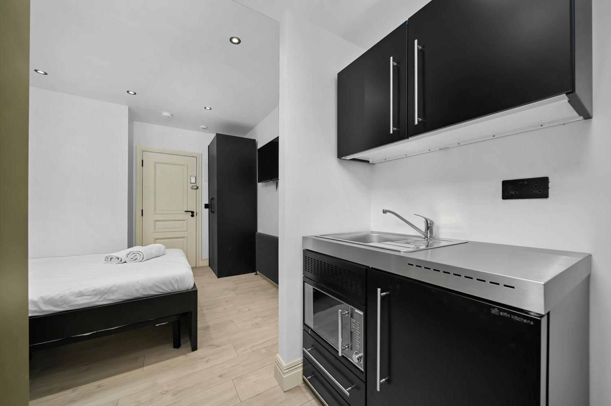 Nine Elms Modern Studio Apartments London Bagian luar foto