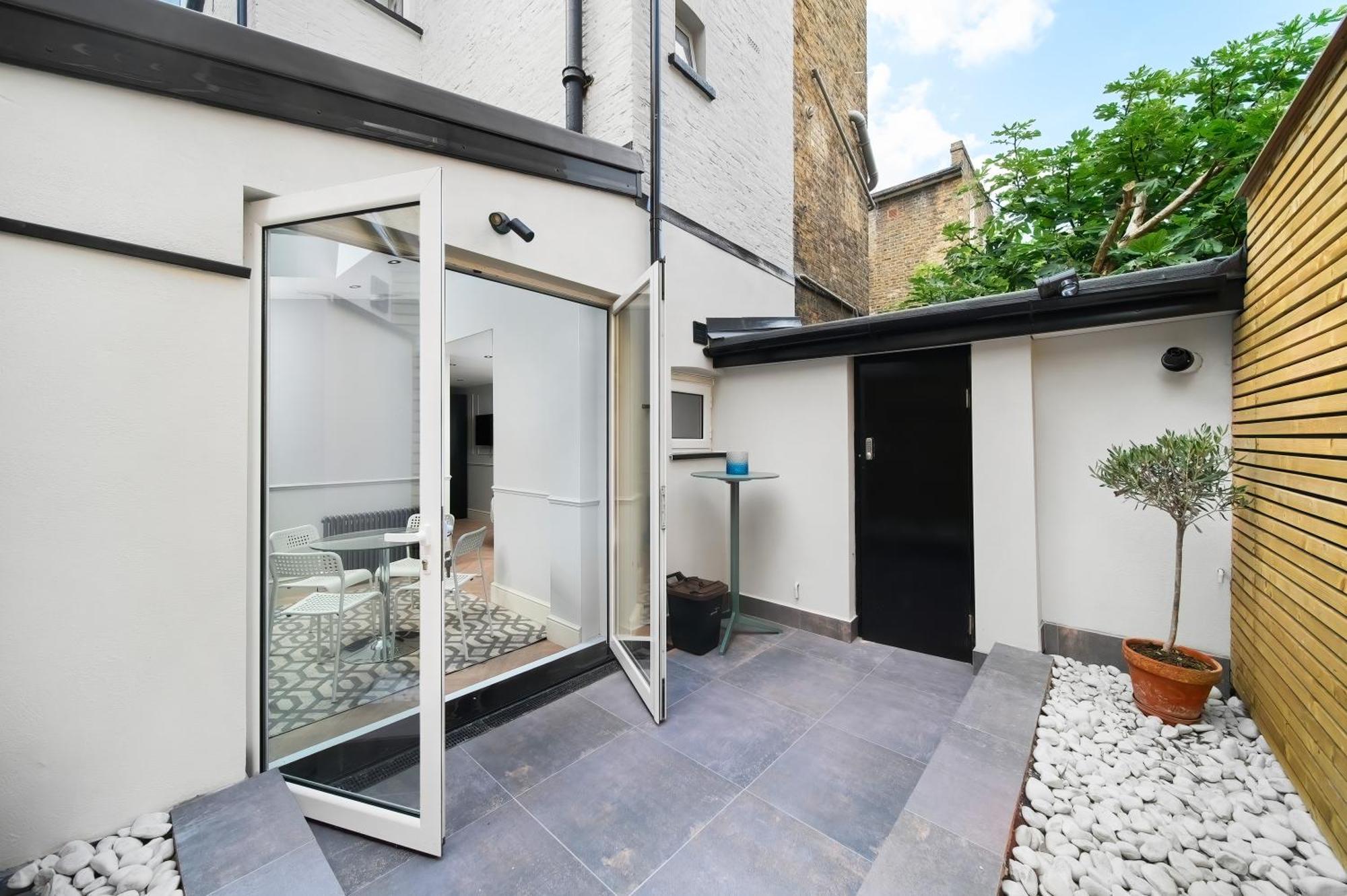 Nine Elms Modern Studio Apartments London Bagian luar foto