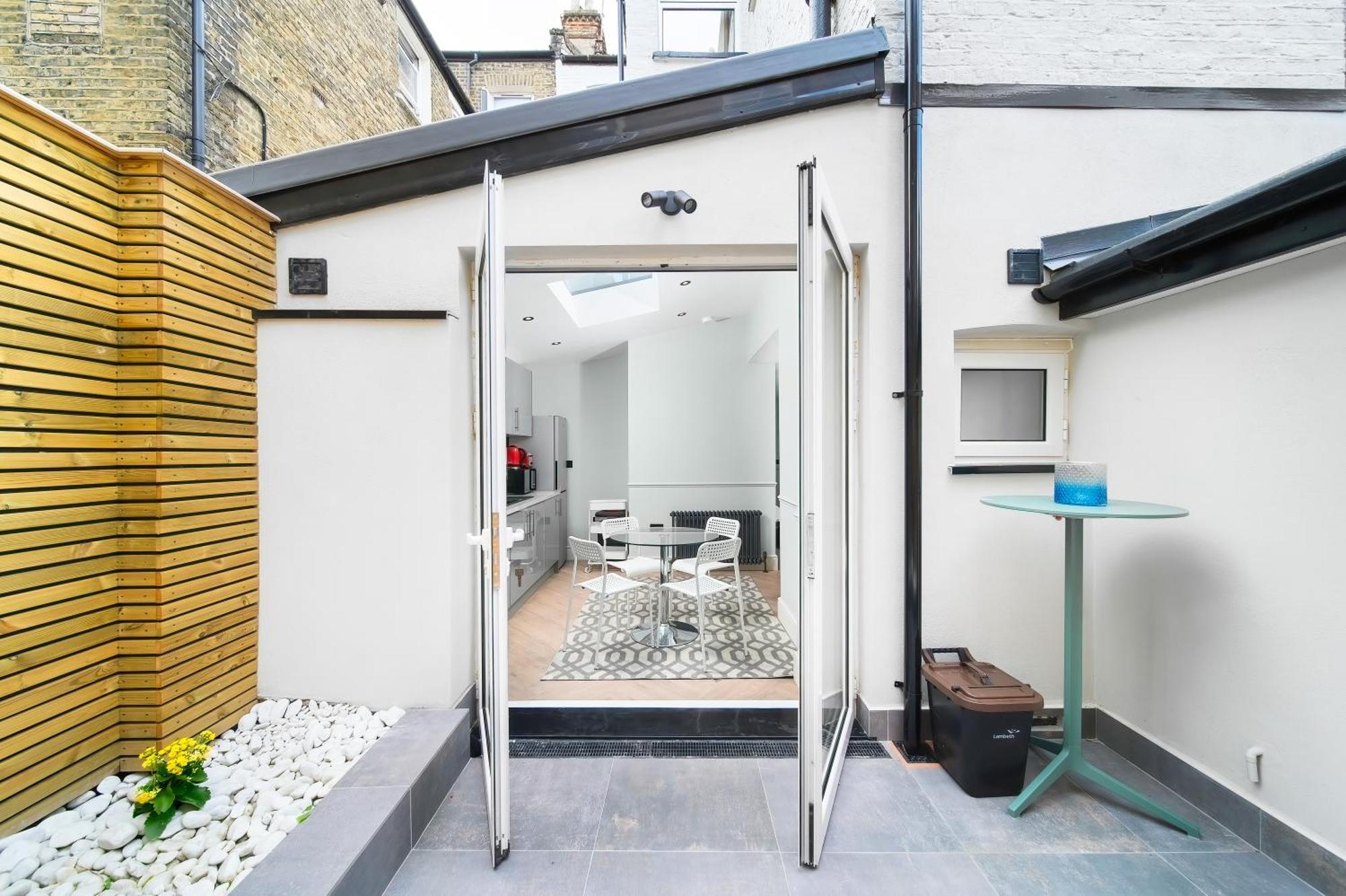 Nine Elms Modern Studio Apartments London Bagian luar foto